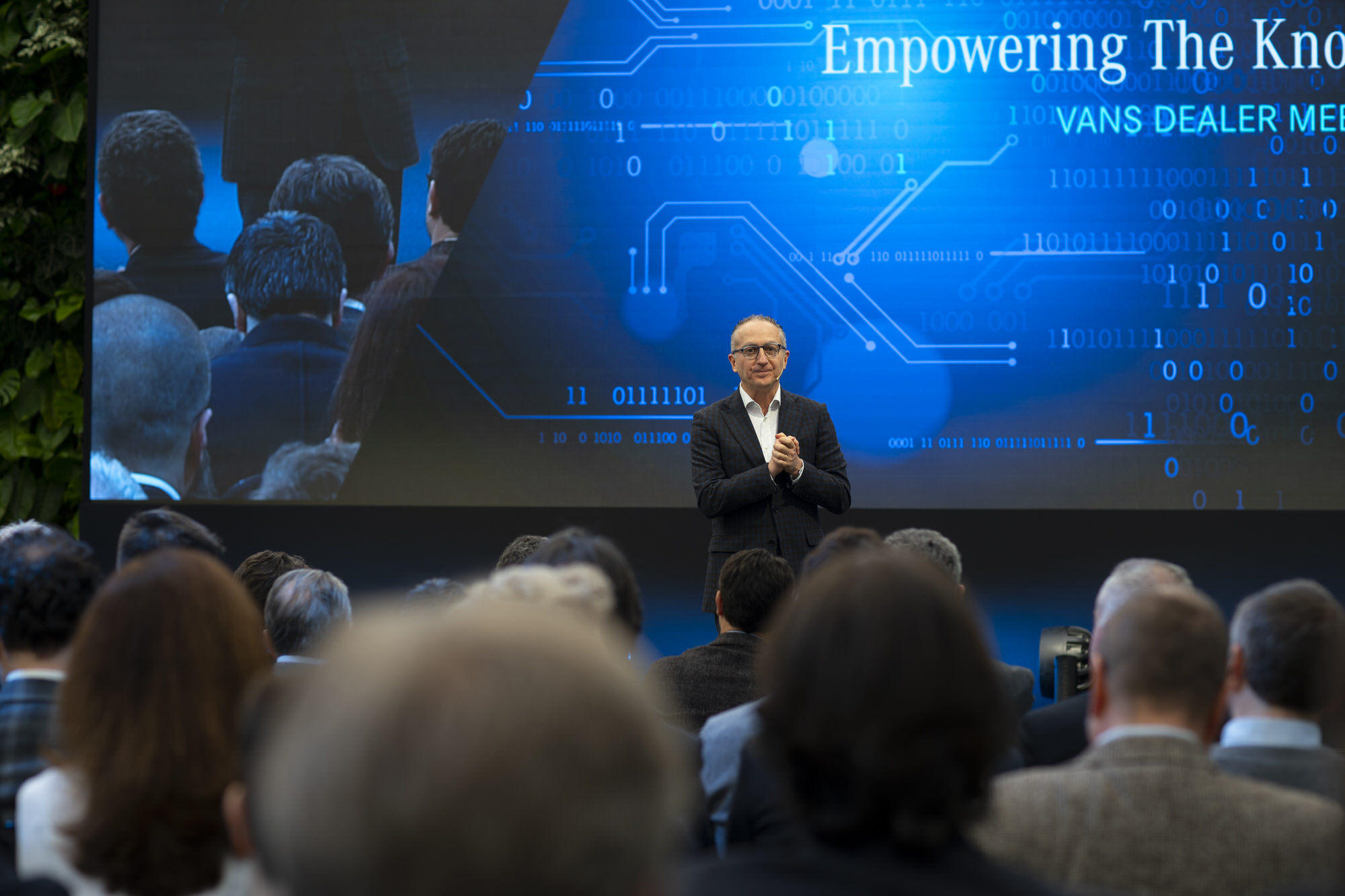 empowering-the-knowledge-vans-dealer-meeting-2019-gruppo-peroni-eventi-02